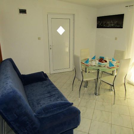 Apartments Kokor Vodice Exterior photo